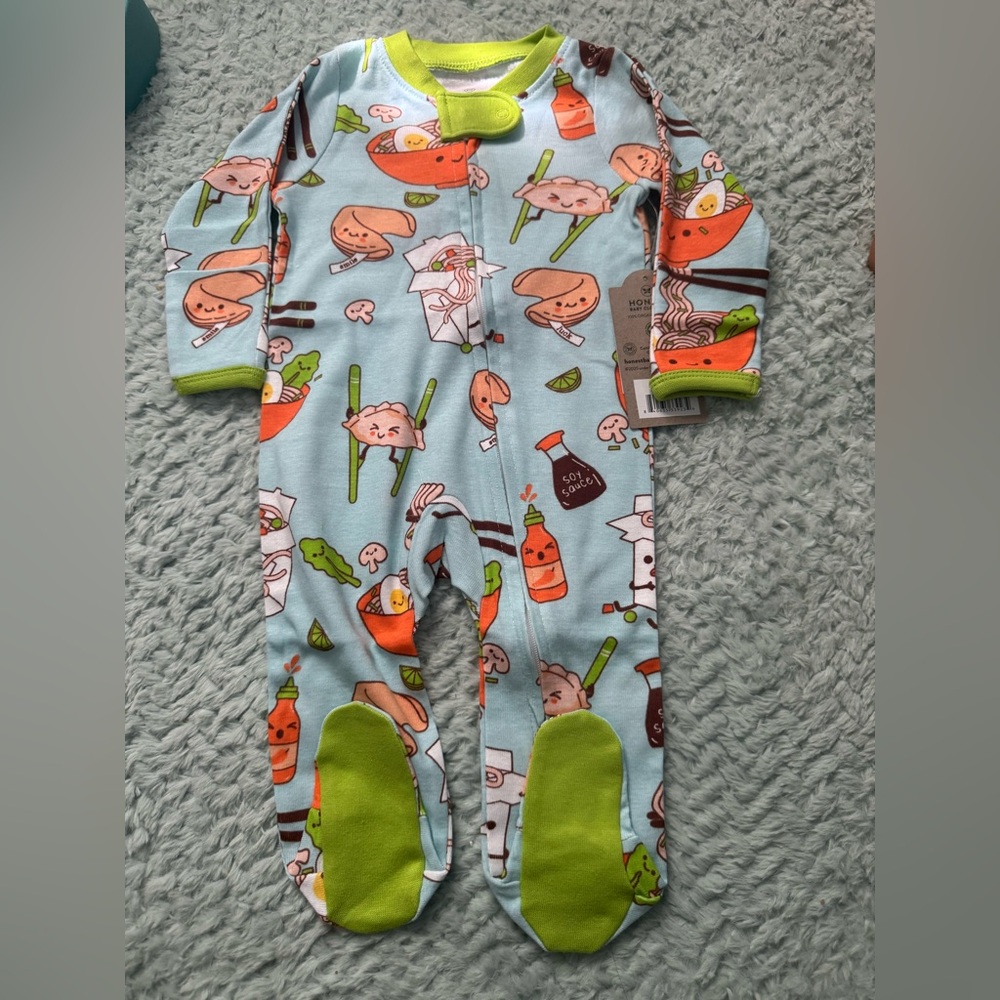 The Honest Company Blue and Green Kids Footies